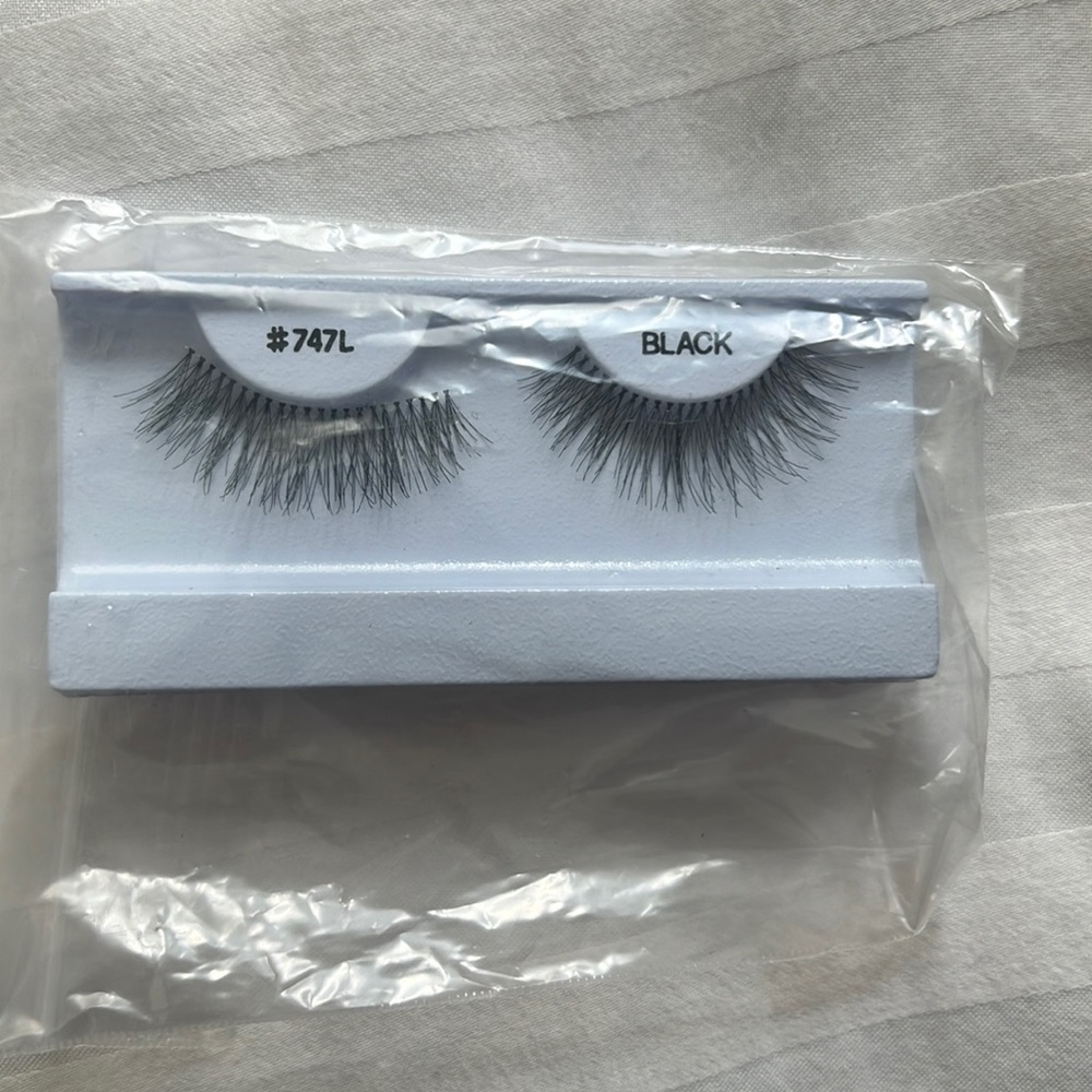 Lashes